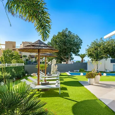 149 Oasis Buddha Garden By Sunkeyrents *