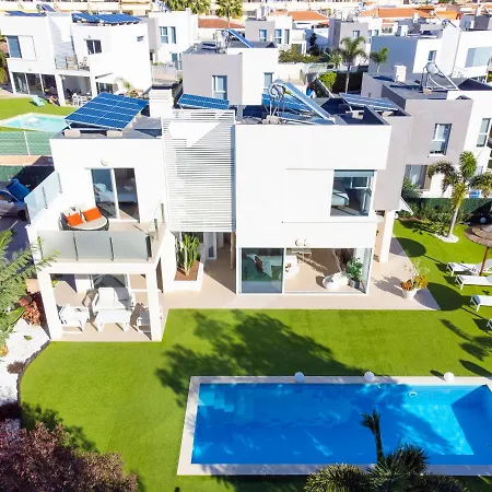 فيلة Oasis Buddha Garden By Sunkeyrents أذيخي