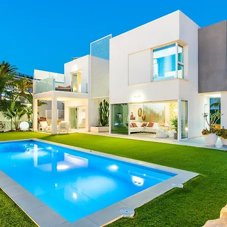 Villa Oasis Buddha Garden By Sunkeyrents *